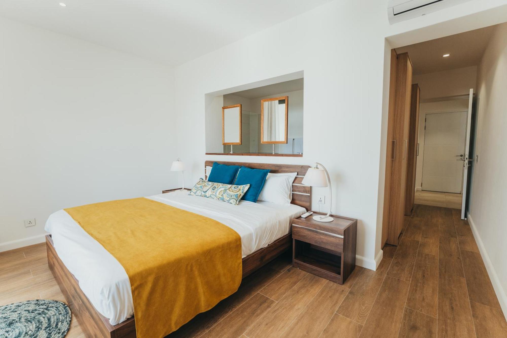 Appartement De Luxe Piscine Et Vue Mer Rivière Noire エクステリア 写真