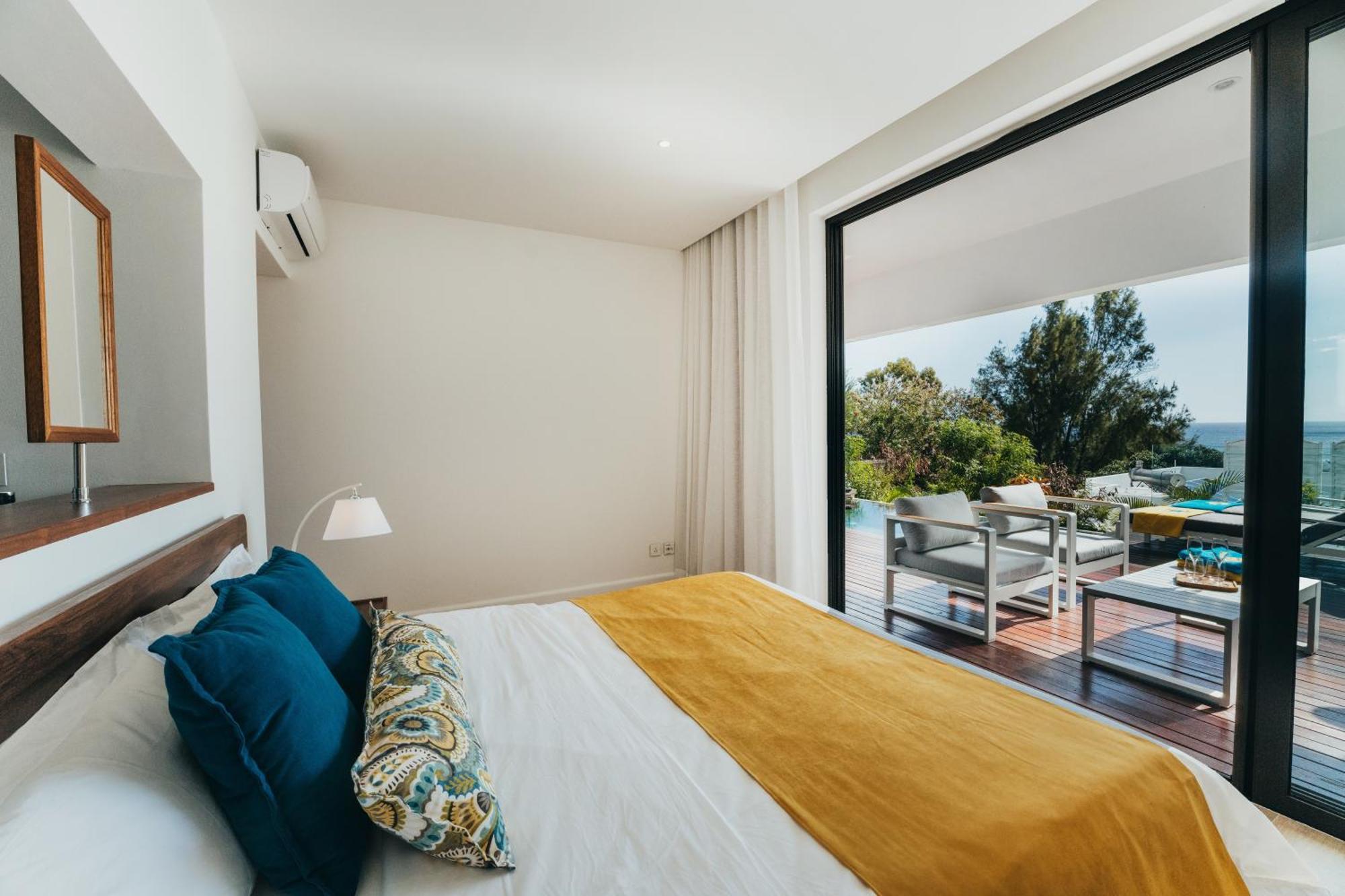 Appartement De Luxe Piscine Et Vue Mer Rivière Noire エクステリア 写真