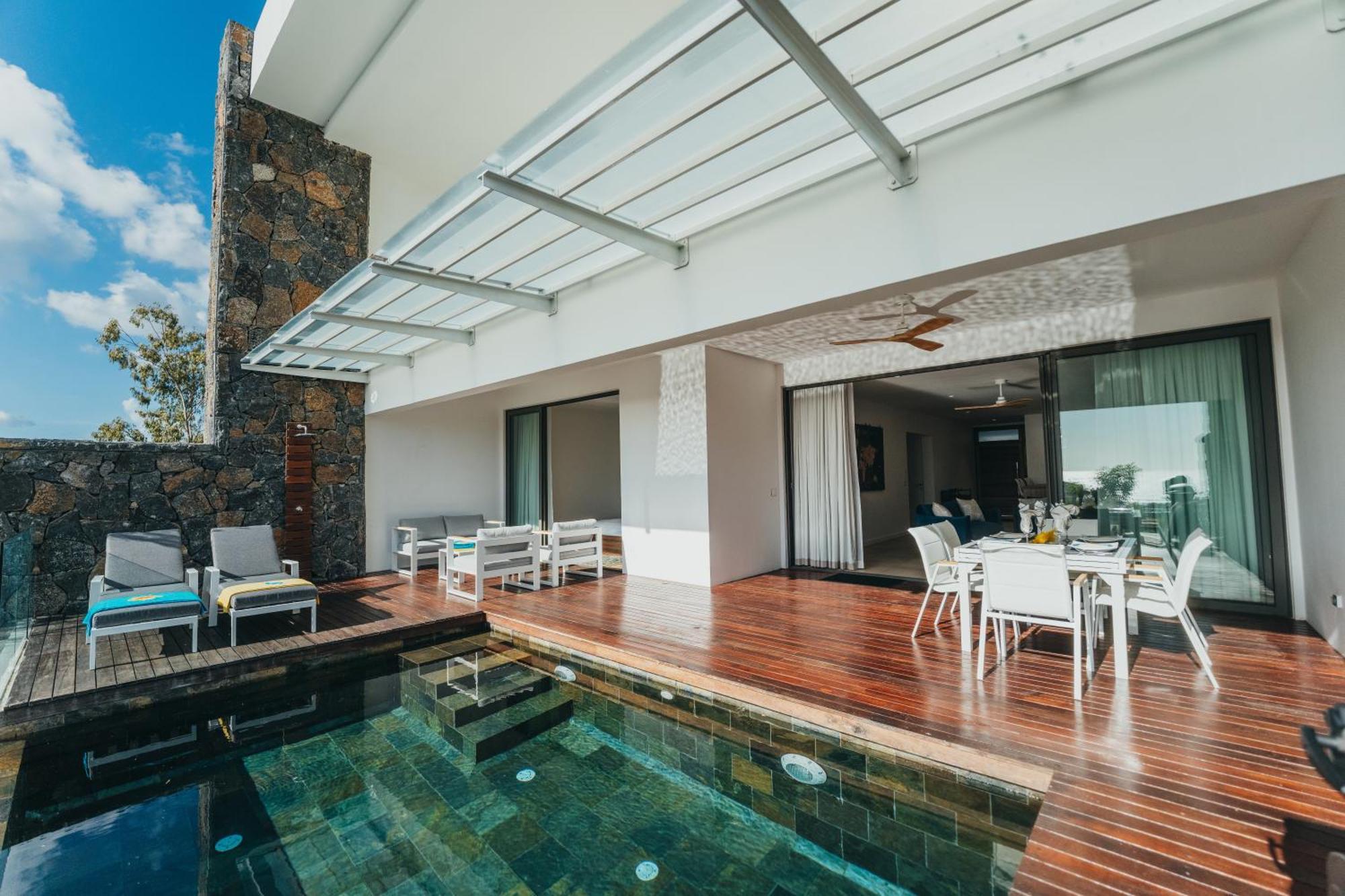 Appartement De Luxe Piscine Et Vue Mer Rivière Noire エクステリア 写真